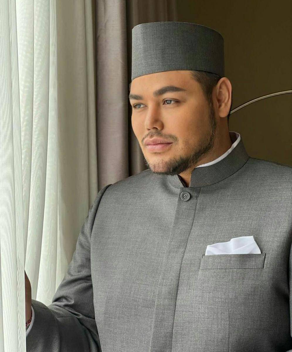 Ivan Gunawan (instagram.com/ivan_gunawan)