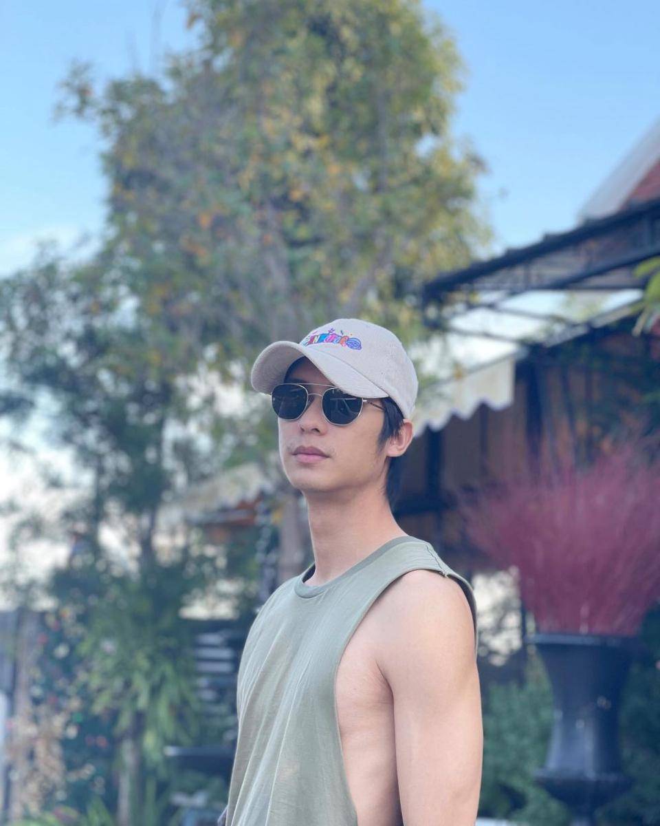 August Vachiravit (instagram.com/aaugust007)