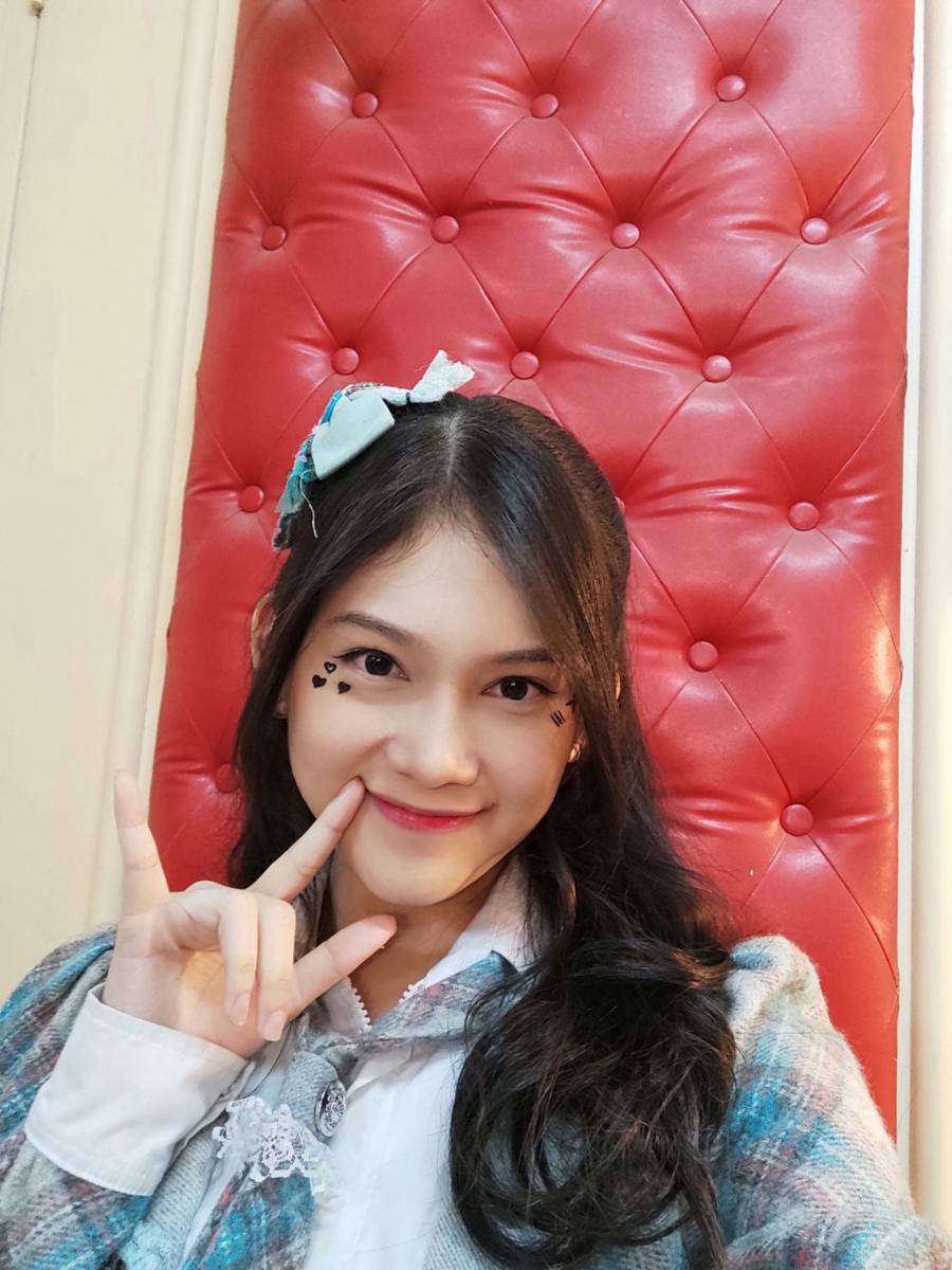 Chika JKT48 (twitter.com/Y_ChikaJKT48/)