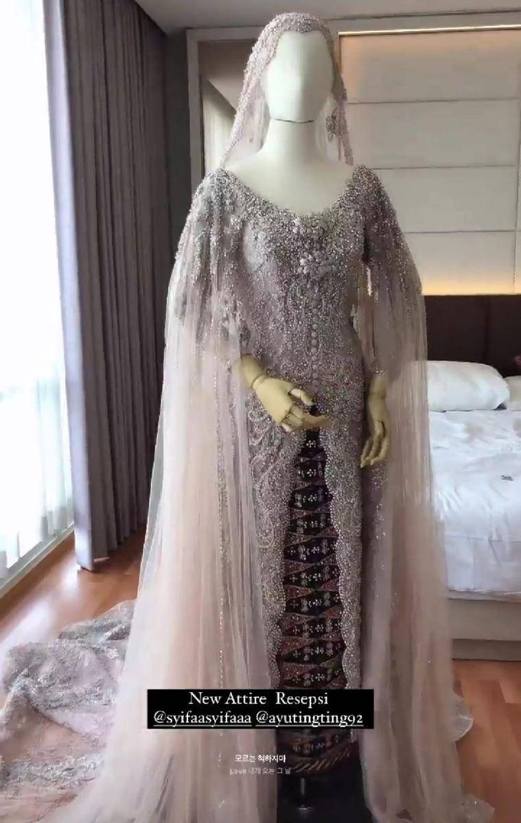 Resepsi adik Ayu Ting Ting (instagram.com/vh_by_adirustana)