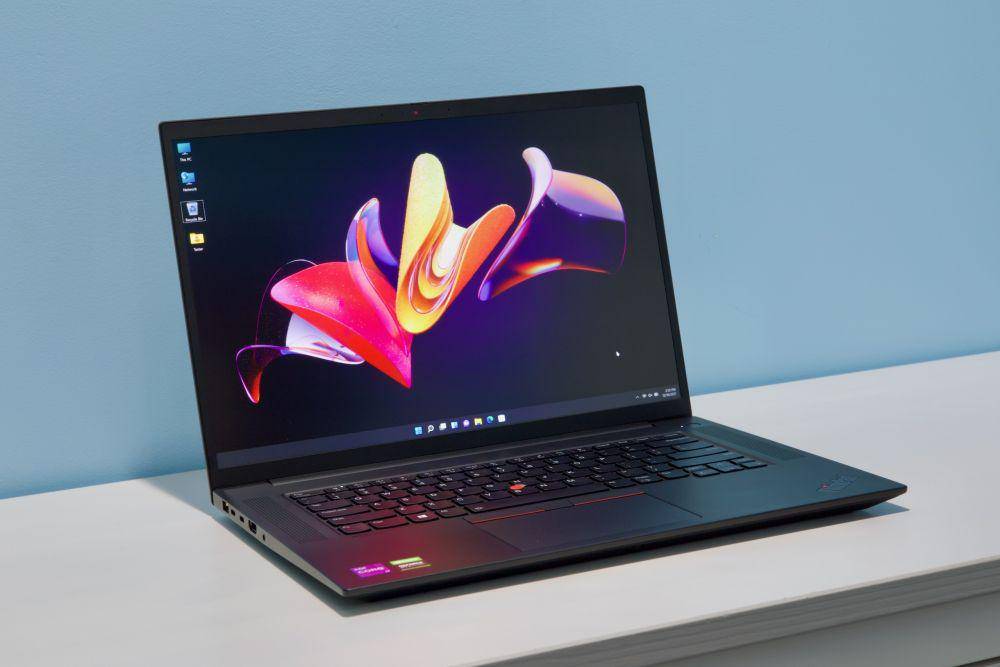 potret Lenovo ThinkPad X1 Extreme Gen 4 (arstechnica.com)