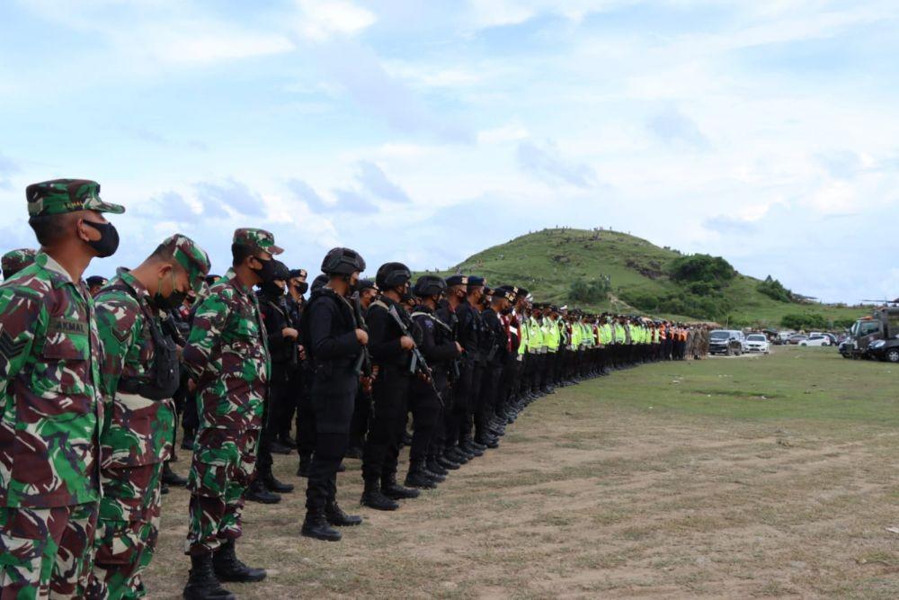 512 Personel Polisi Amankan Puncak Bau Nyale di Lombok Tengah