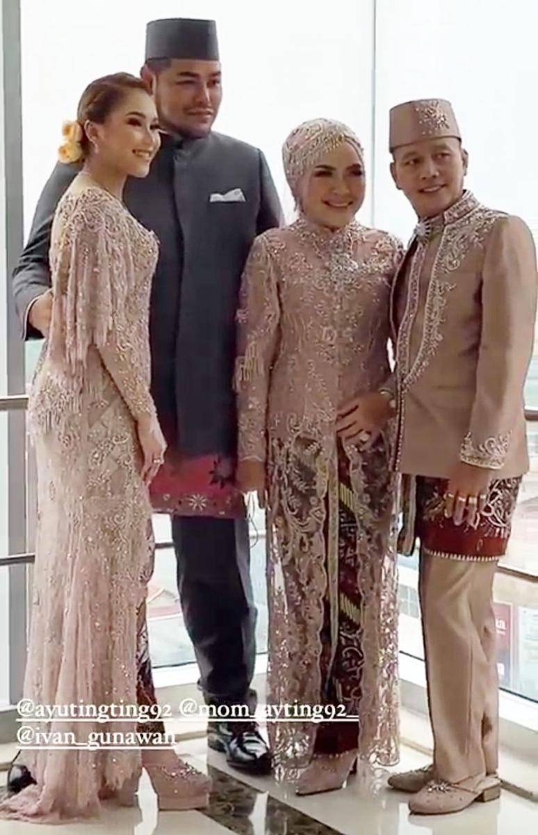 Resepsi adik Ayu Ting Ting (instagram.com/rullymoechtar)