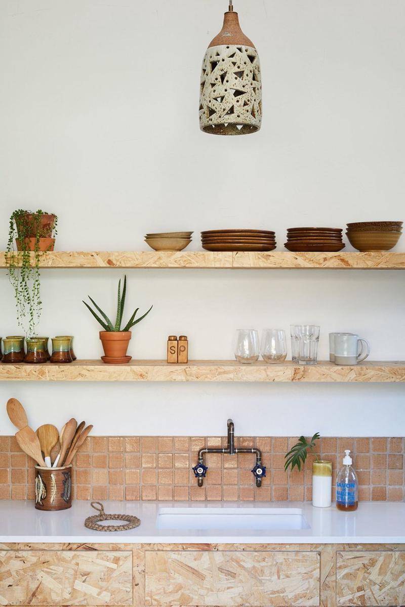 ilustrasi dapur mungil (VENEER DESIGNS via housebeautiful.com)