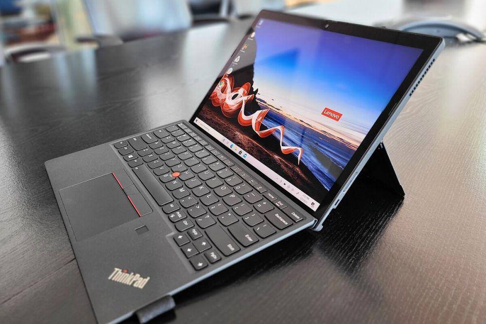 potret Lenovo ThinkPad X12 Detachable (emartoffice.com)