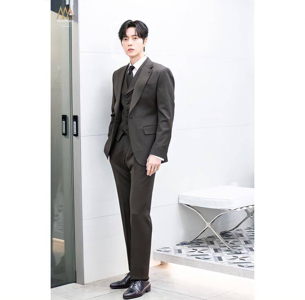 Park Hae Jin (instagram.com/parkhaejin_official)