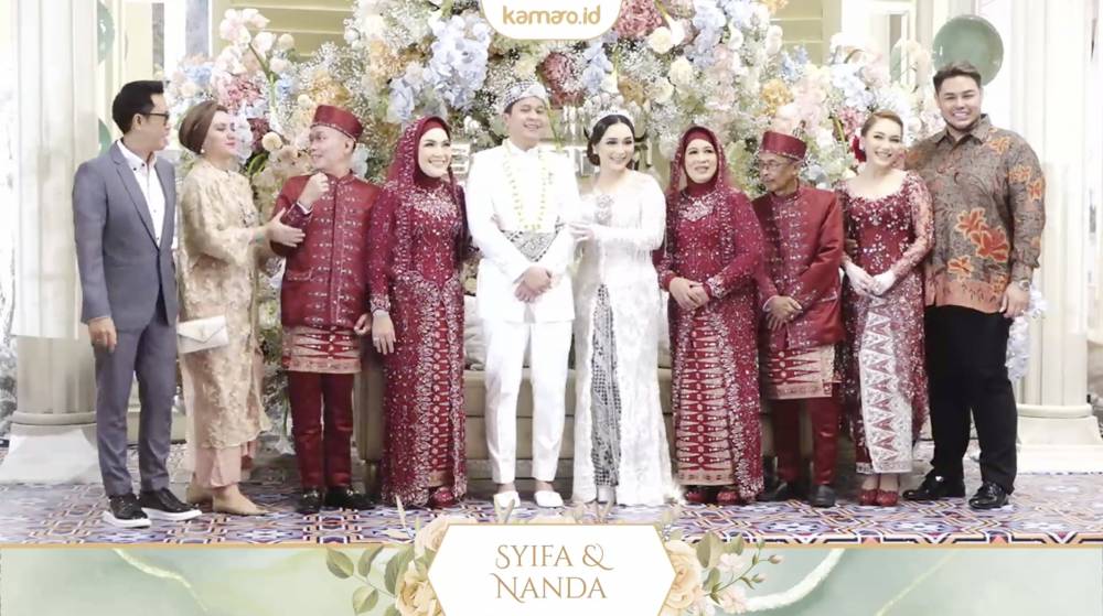 Baju dan makeup akad Syifa. (youtube.com/Assyifa Nuraini)