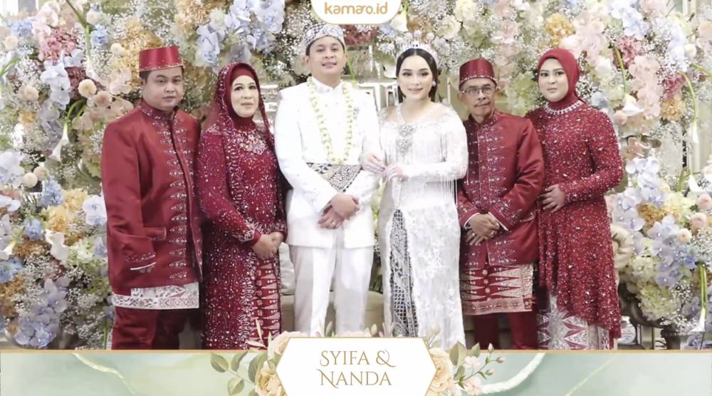 Baju dan makeup akad Syifa. (youtube.com/Assyifa Nuraini)