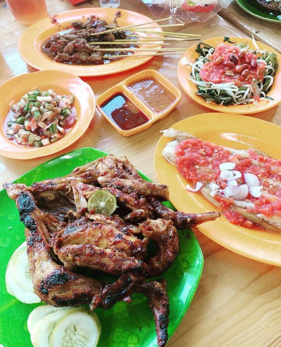 Ayam Taliwang 27 Asli Lombok (instagram.com/homeislife86)