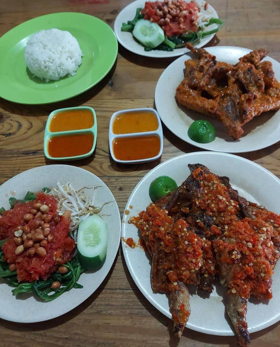 Ayam Bakar Taliwang Rinjani (instagram.com/isnanyumi)