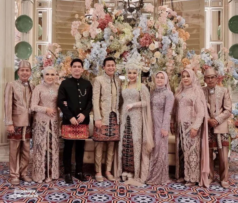 resepsi adik Ayu Ting Ting (instagram.com/sistawedding)