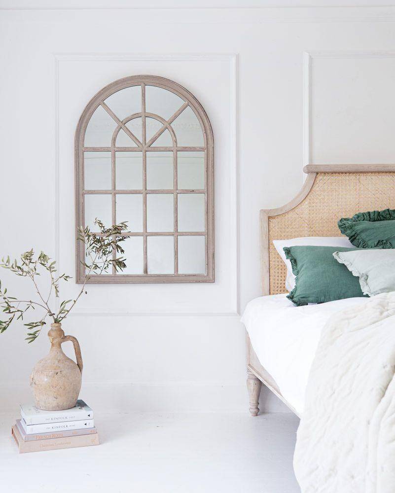 ilustrasi kamar kos bergaya Korea (housebeautiful.com)