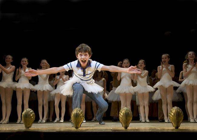 Tom Holland dalam Billy Elliot The Musical (betm.theskykid.com/DavidBarker)
