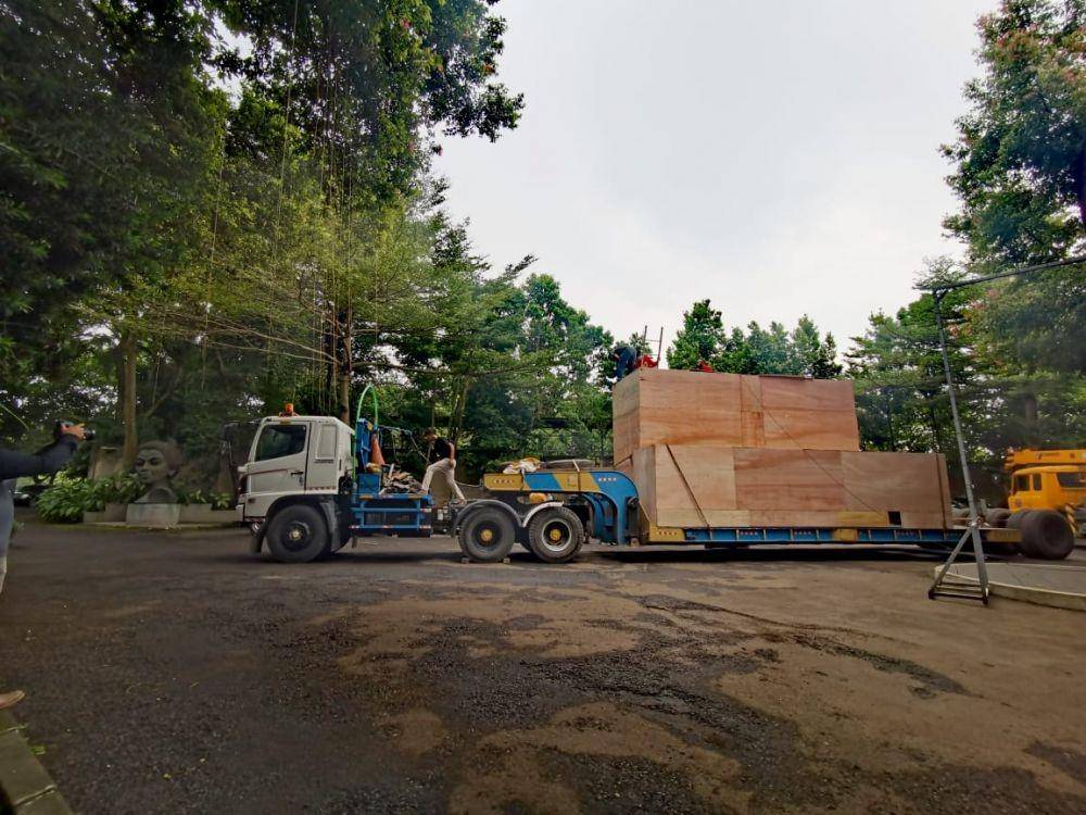 Diangkut lewat jalur darat dari Bandung ke Lombok/dok. Djuki Ridwan