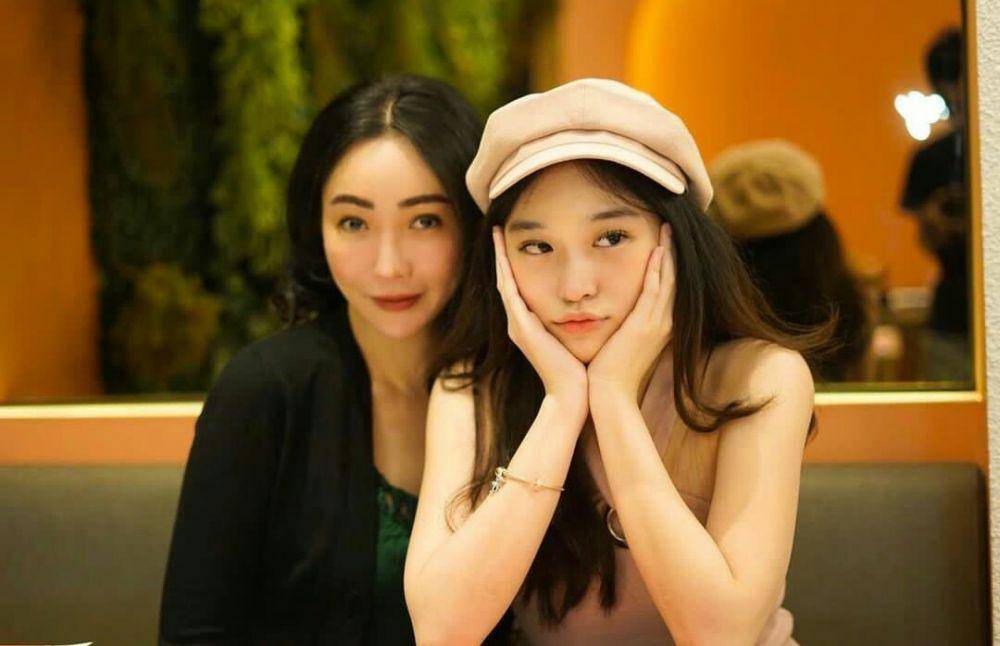 Livy Renata dan mama (instagram.com/susana.rahardjo)