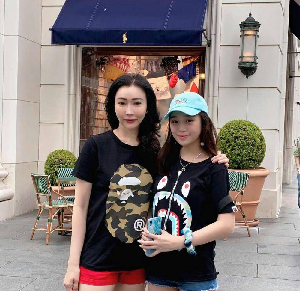 Livy Renata dan mama (instagram.com/susana.rahardjo)