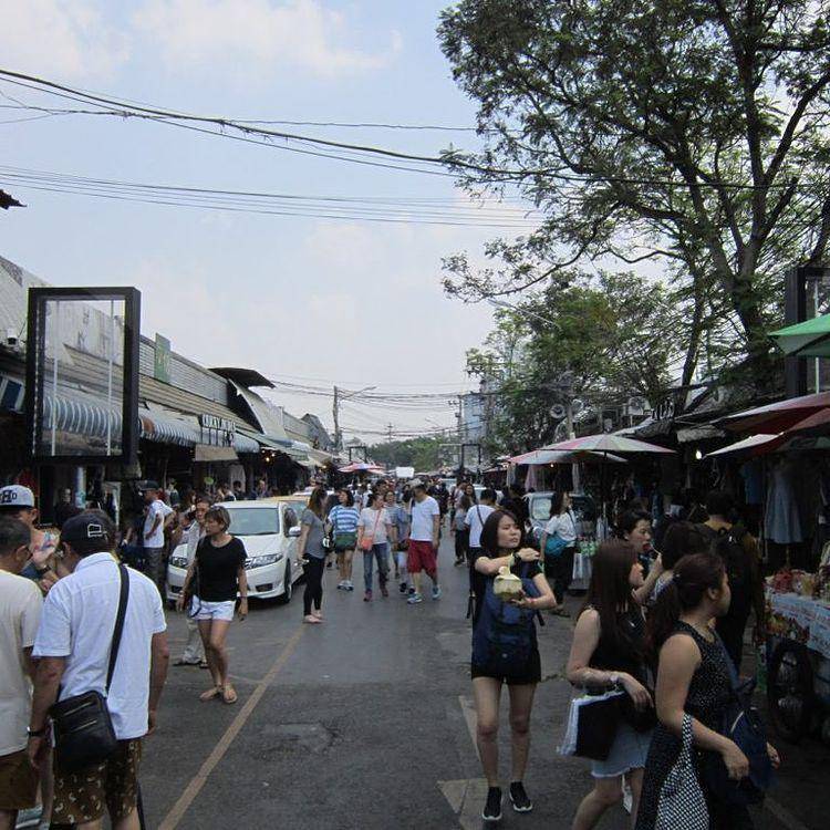 Chatuchak Weekend Market (instagram.com/chatuchakweekendmarket/)