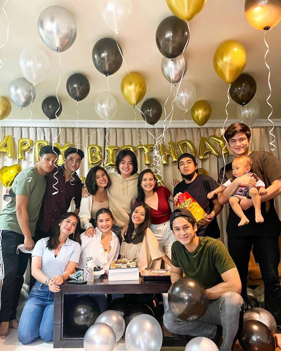 Prilly Latuconsina dan Irzan Faiq (Instagram.com/shenacinnamon/)