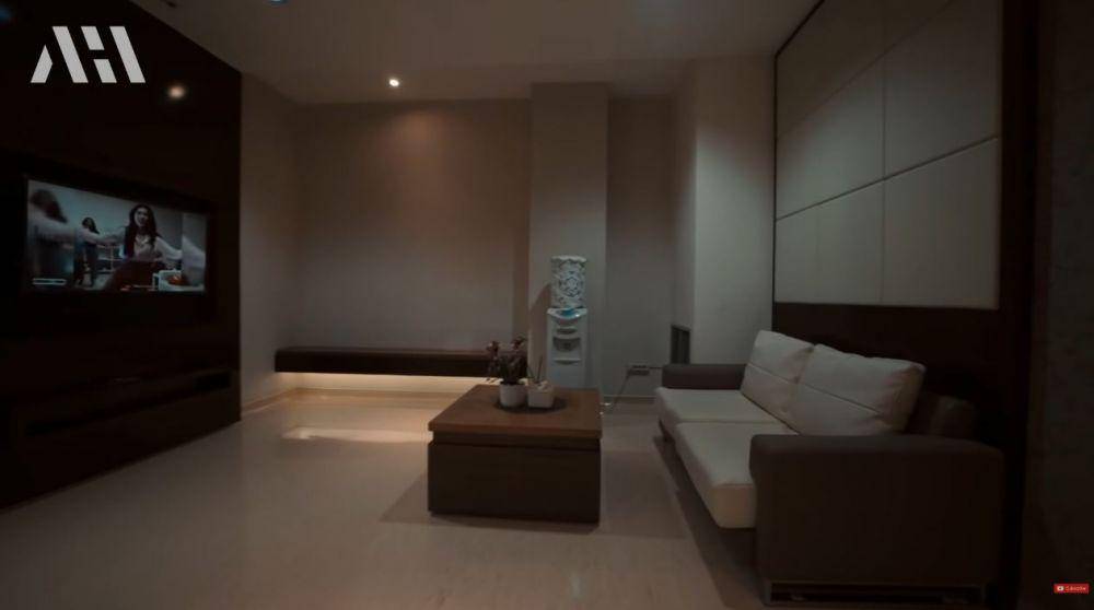 kamar Aurel di RS (YouTube.com/AH)