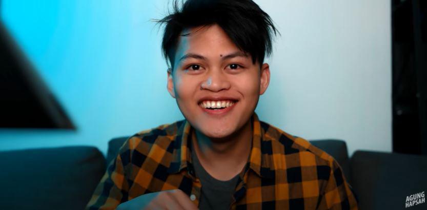 Comeback YouTube, 5 Hal Ini yang Agung Hapsah Bahas di Videonya