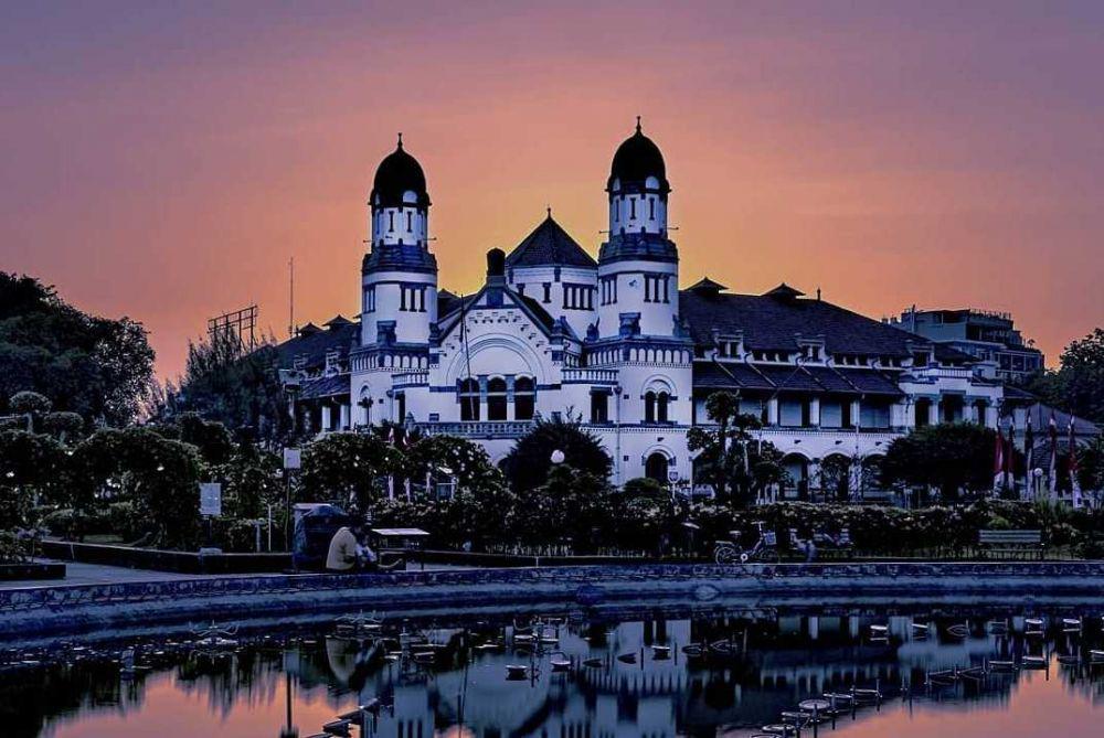 5 Rekomendasi Tempat Wisata Indonesia yang Terkenal Mistis, Tahu?