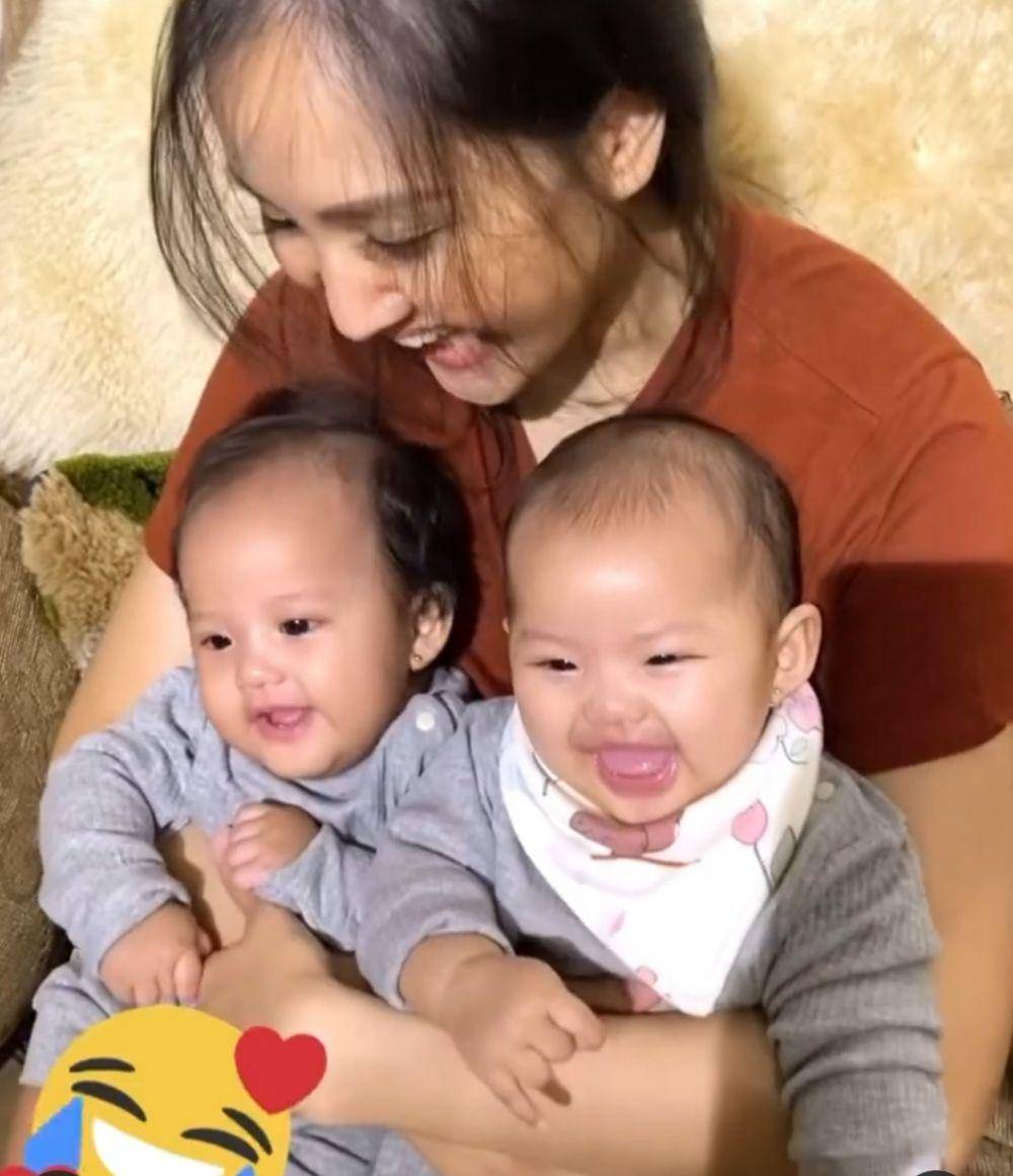 potret Talita Bachtiar dan kedua anaknya (instagram.com/talitawb)