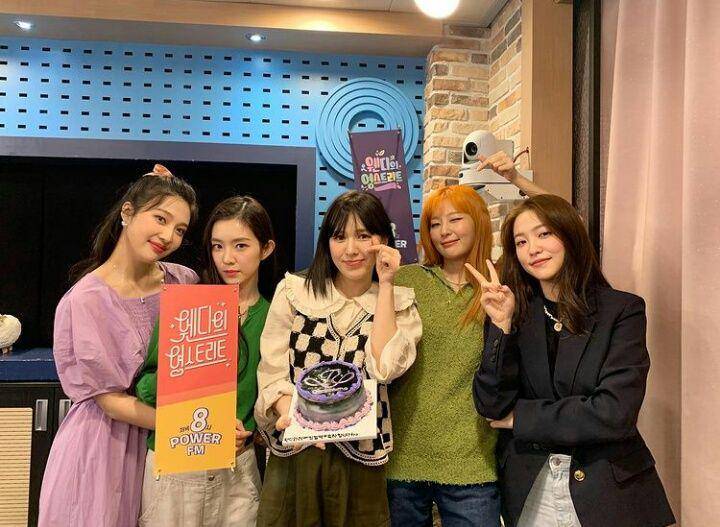 Red Velvet di SBS Wendy's Youngstreet (instagram.com/sbsyoungstreet)