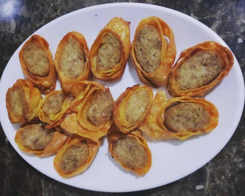 Ilustrasi egg roll (instagram.com/melmafoodshop)