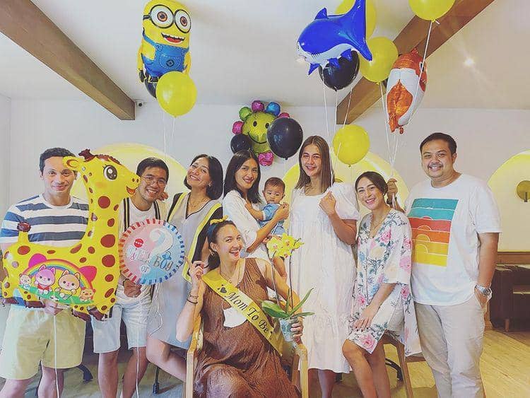 potret baby shower Nadine Chandrawinata (instagram.com/nadinelist)