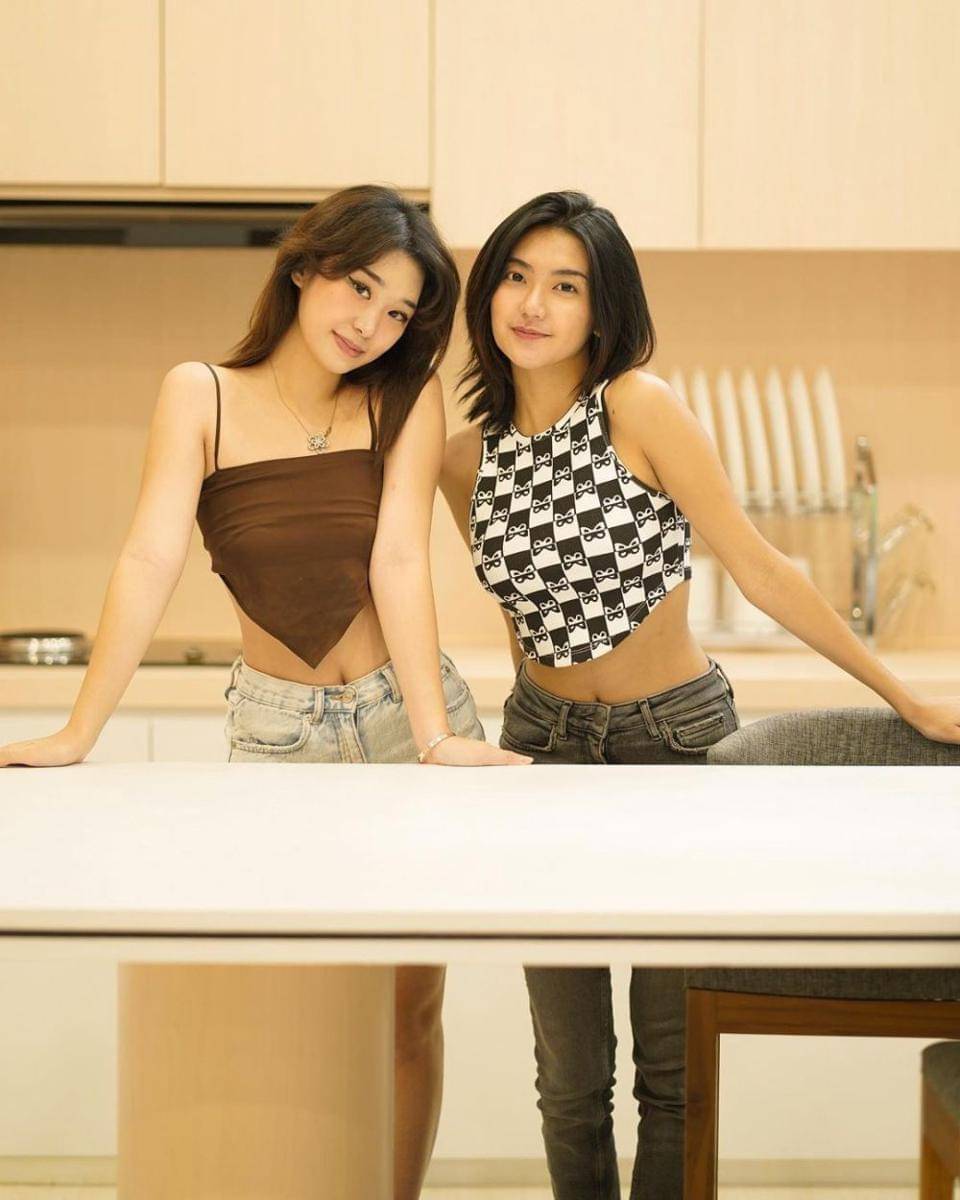 adu gaya Livy Renata (kiri) vs. Rachel Florencia (kanan) (instagram.com/livyrenata | instagram.com/rchelcia)