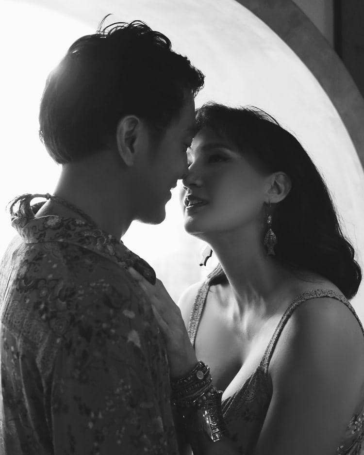 maternity shoot Nadine dan Dimas (instagram.com/nadinelist)