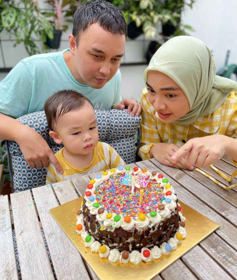 keluarga Tika Bravani (instagram.com/tikabravani)