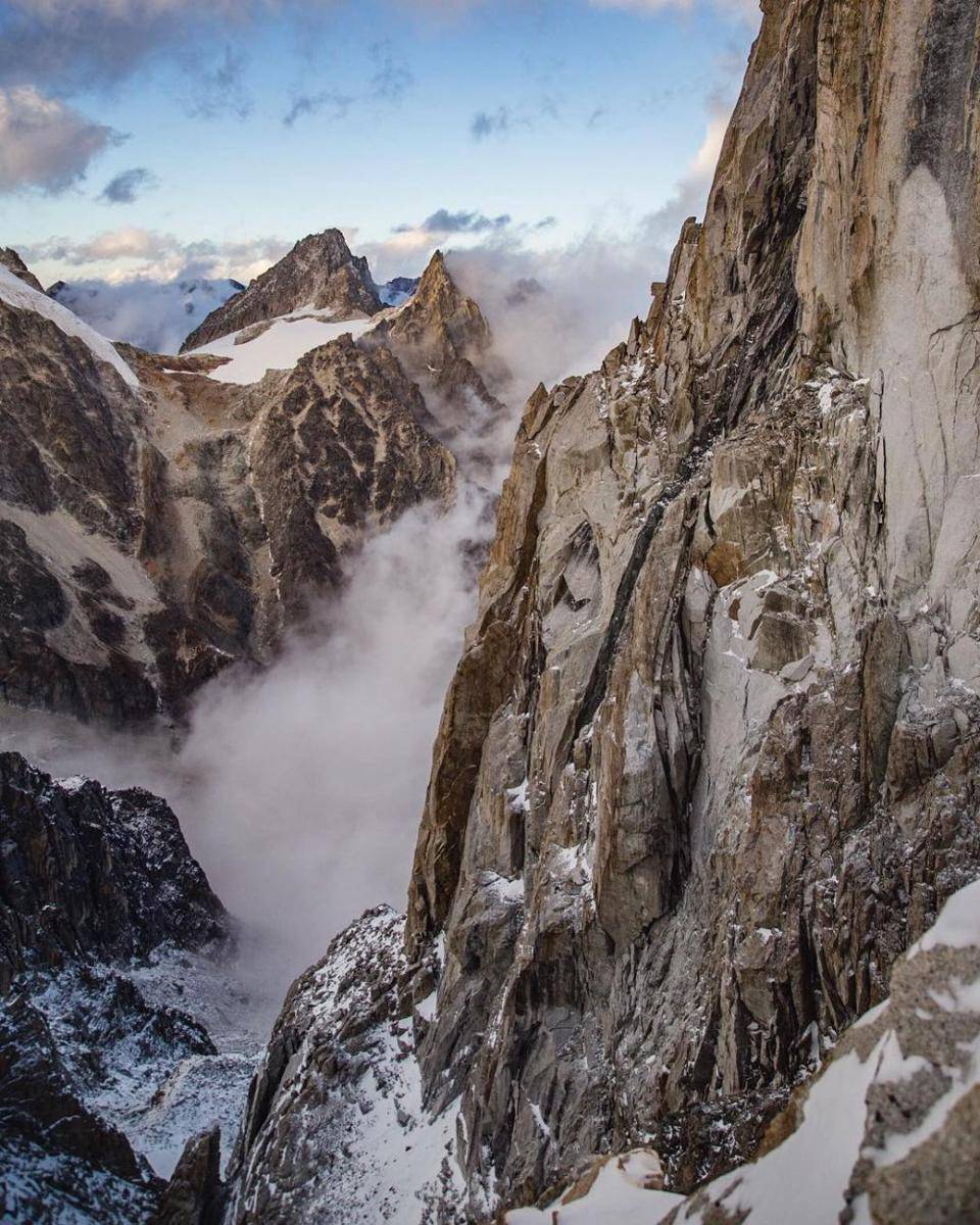 Gunung Hkakabo Razi (instagram.com/renan_ozturk)