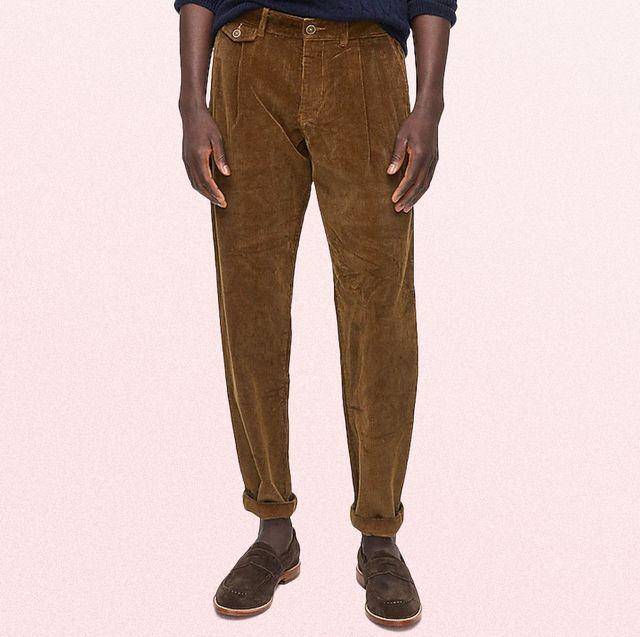 Ilustrasi corduroy pants (esquire.com)