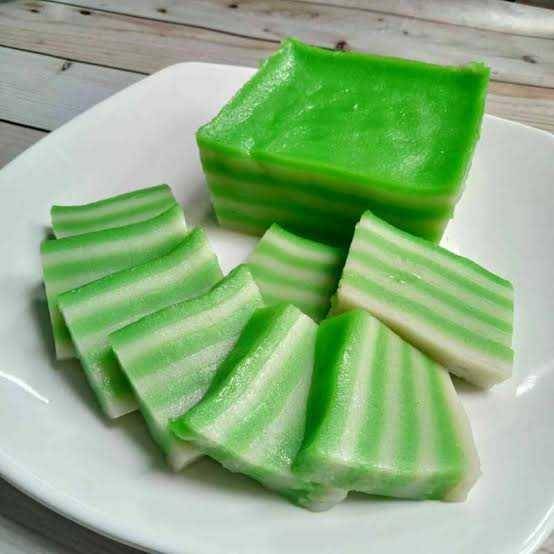 lapis pandan (Yummy/Heny Rosita)