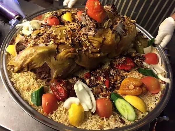 Nasi kabsah (buzzfeed.com)