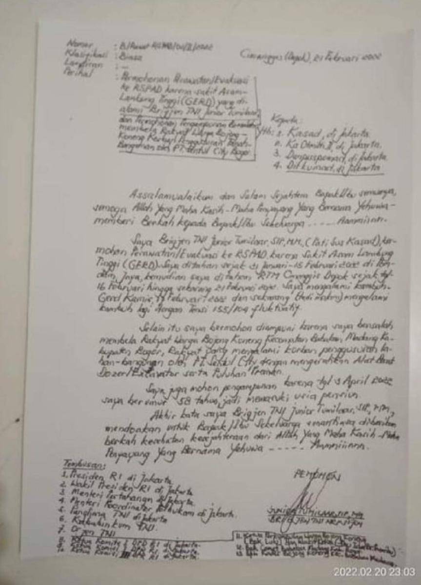 Surat yang ditulis tangan oleh Brigjen Junior Tumilaar dari rutan militer di Depok, Jawa Barat (www.twitter.com/@icatwps)