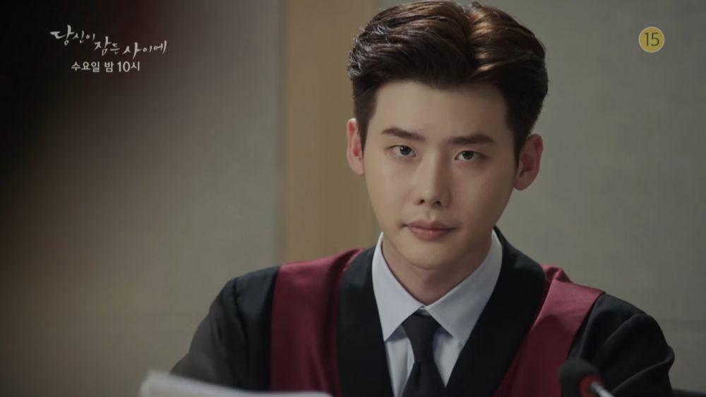 Lee Jong Suk di drama While You Were Sleeping (youtube.com/SBS NOW / SBS 공식 채널)