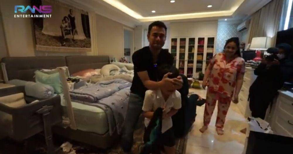 Raffi Ahmad pulang ke rumah setelah isoman. (youtube.com/Rans Entertainment)