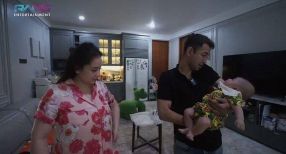 Raffi Ahmad pulang ke rumah setelah isoman. (youtube.com/Rans Entertainment)