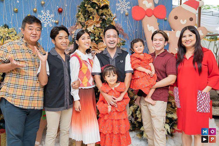 potret keluarga Ruben Onsu (instagram.com/thaliaputrionsu)