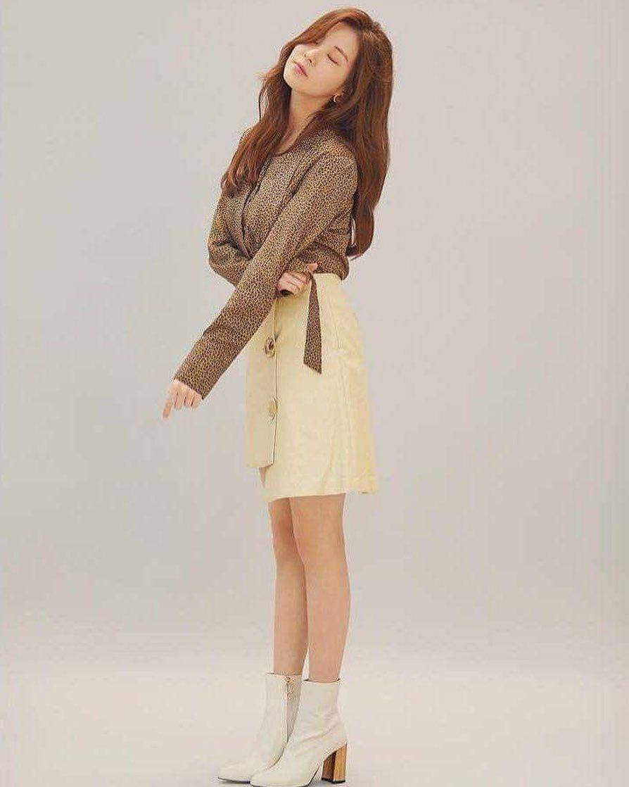 boots ala member SNSD (instagram.com/snsdoutfit)