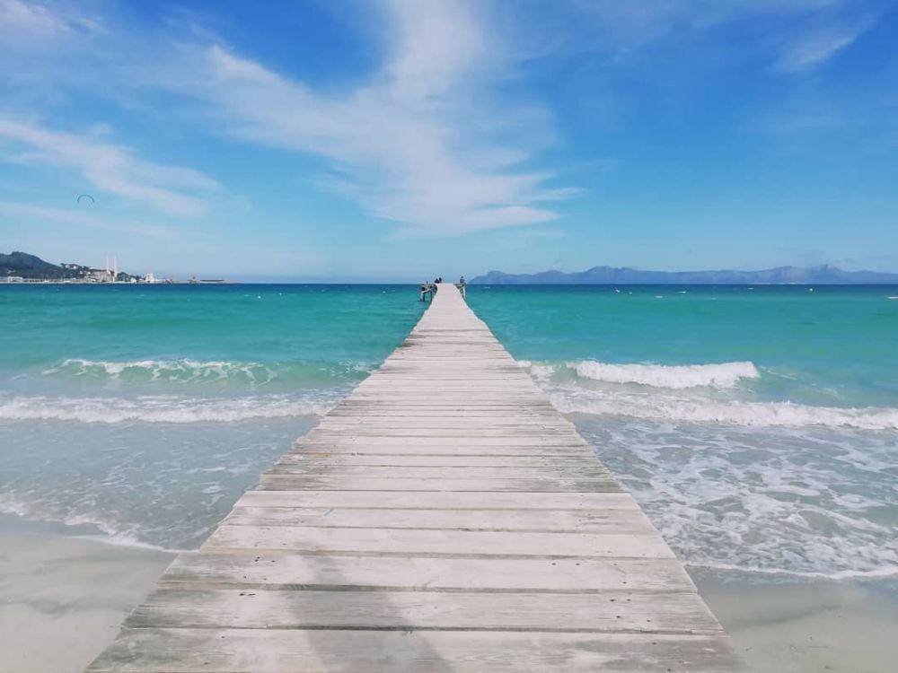 Playa De Alcudia (instagram.com/followingmysuitcase)