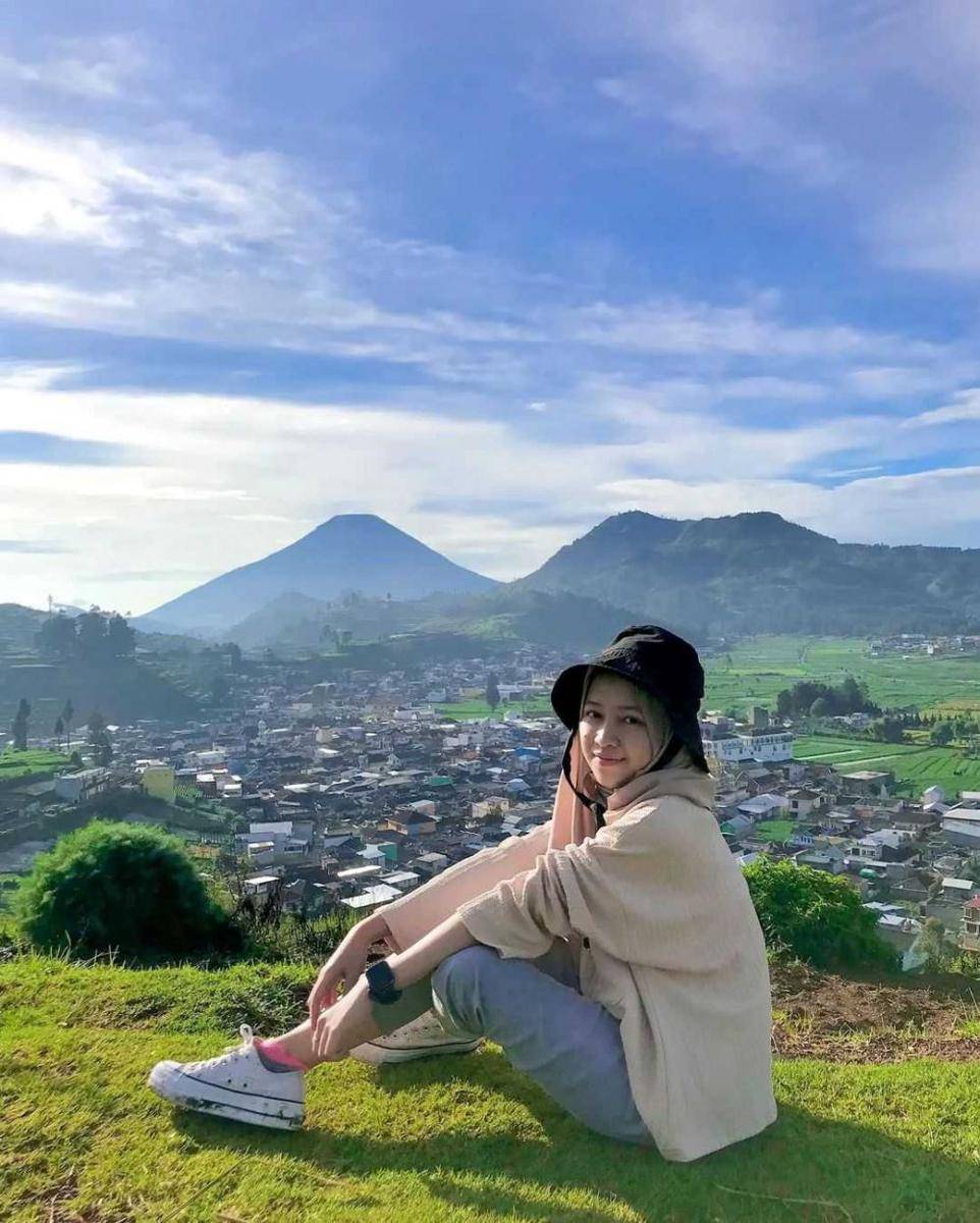 Bukit Scooter (instagram.com/kelilingwonosobo)