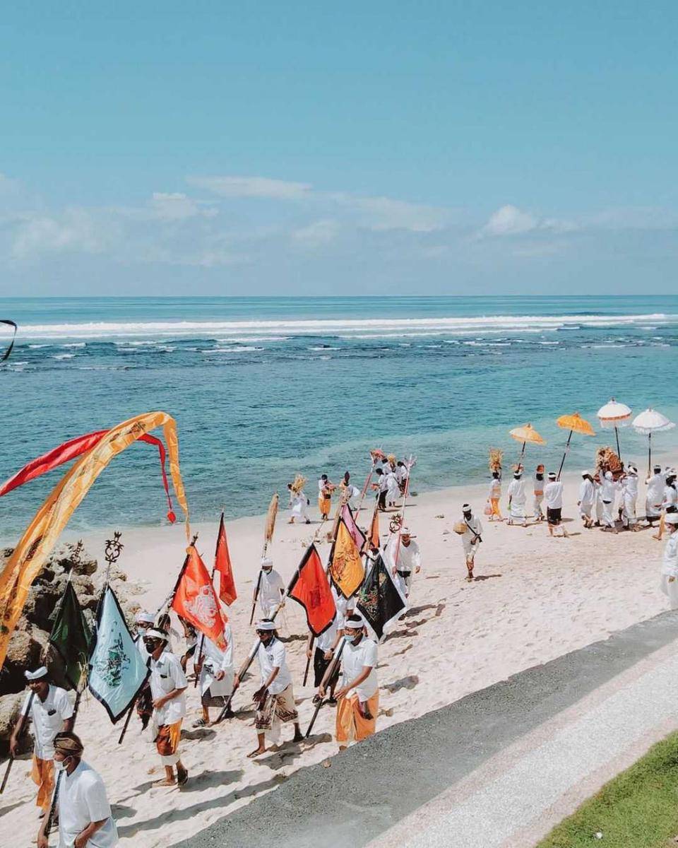 Pantai Melasti (instagram.com/melastibeach.official)