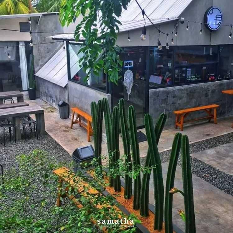 Samatha (instagram.com/samathacoffee)