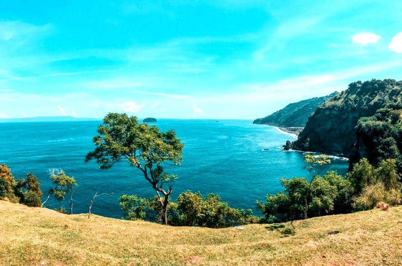 Bukit Asah (instagram.com/sallsecrets_)