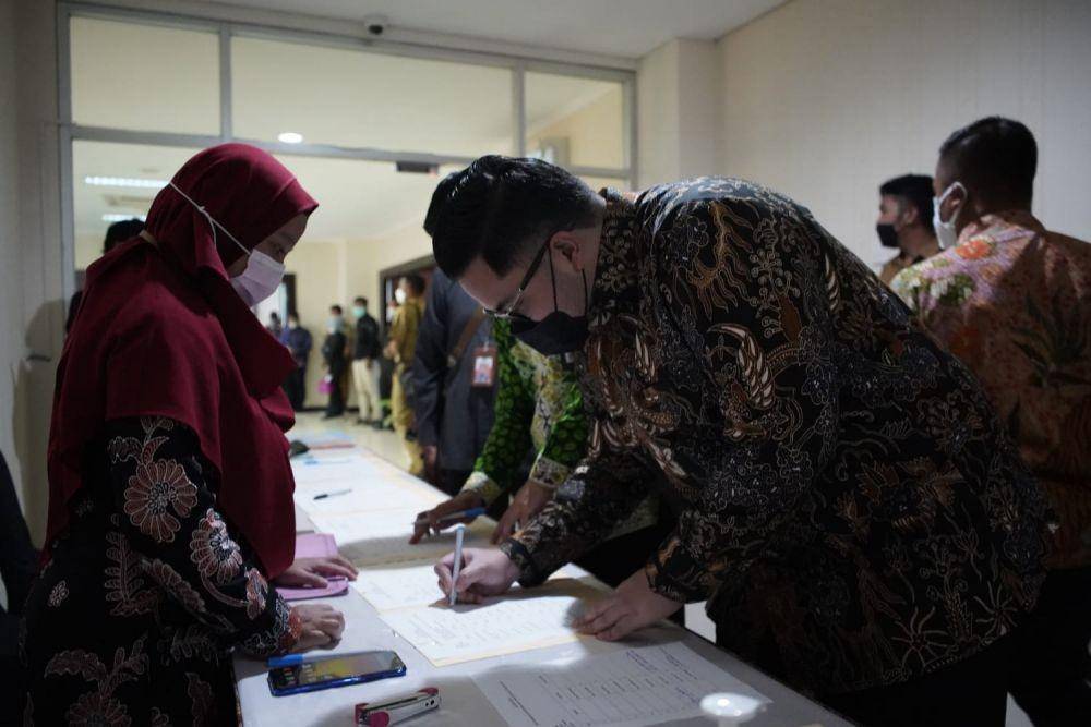 Badan Pemeriksa Keuangan (BPK) perwakilan Jawa Timur menyelenggarakan diskusi dengan kepala daerah di Jawa Timur. (Dok. Pemkab Kediri)