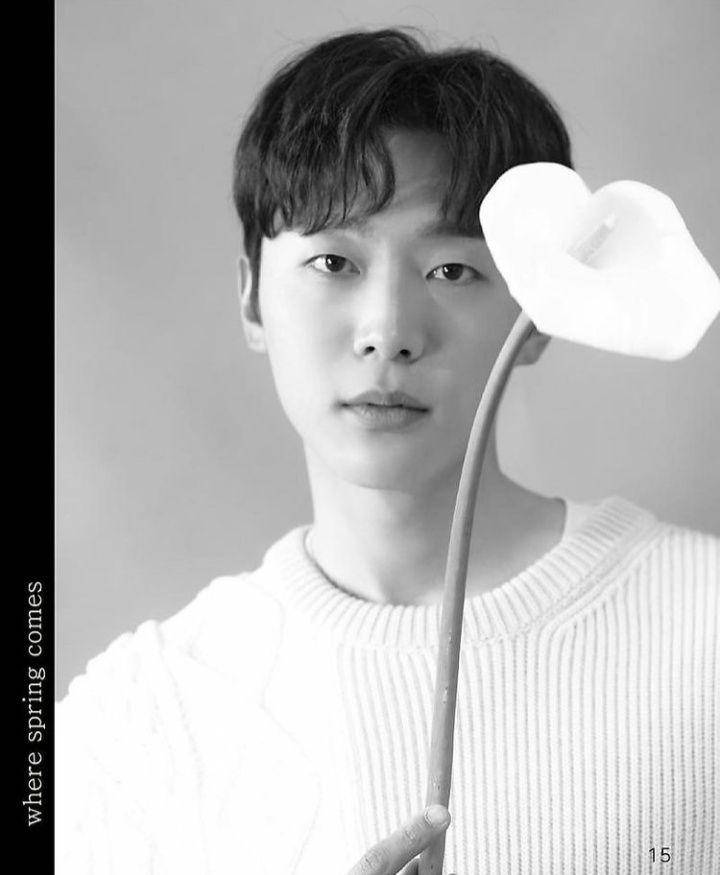 Shin Hyun Soo (instagram.com/shintop20)