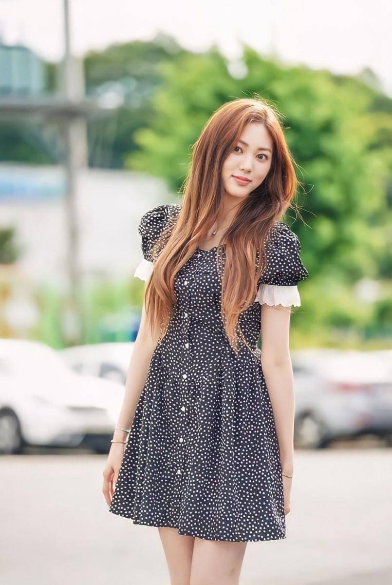 Kwon Eun Bin (instagram.com/superb_ean)